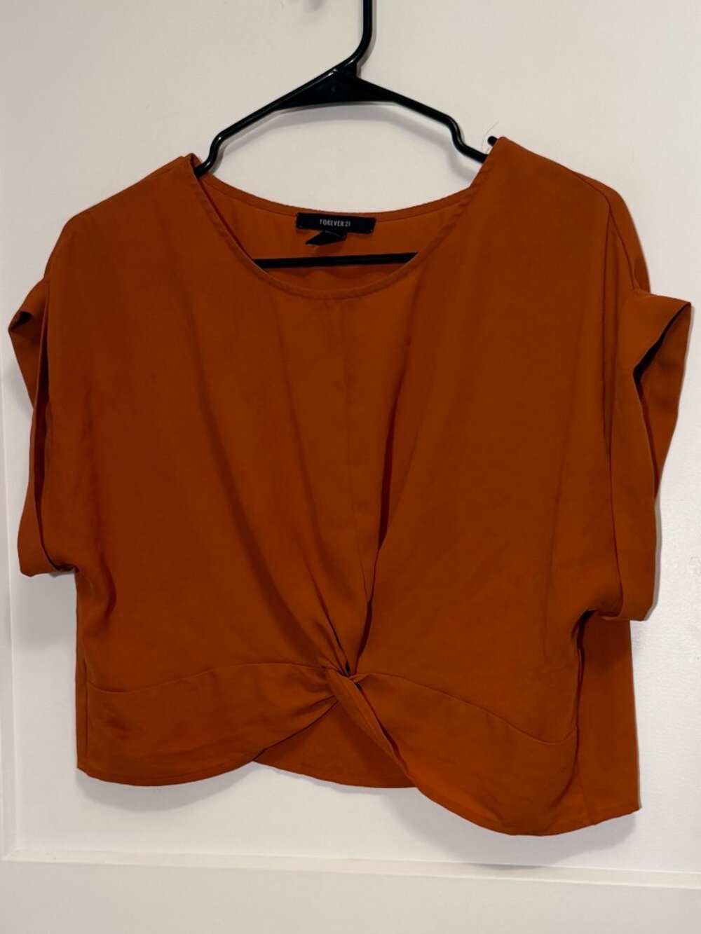 Forever 21 Front Twist Crop Top